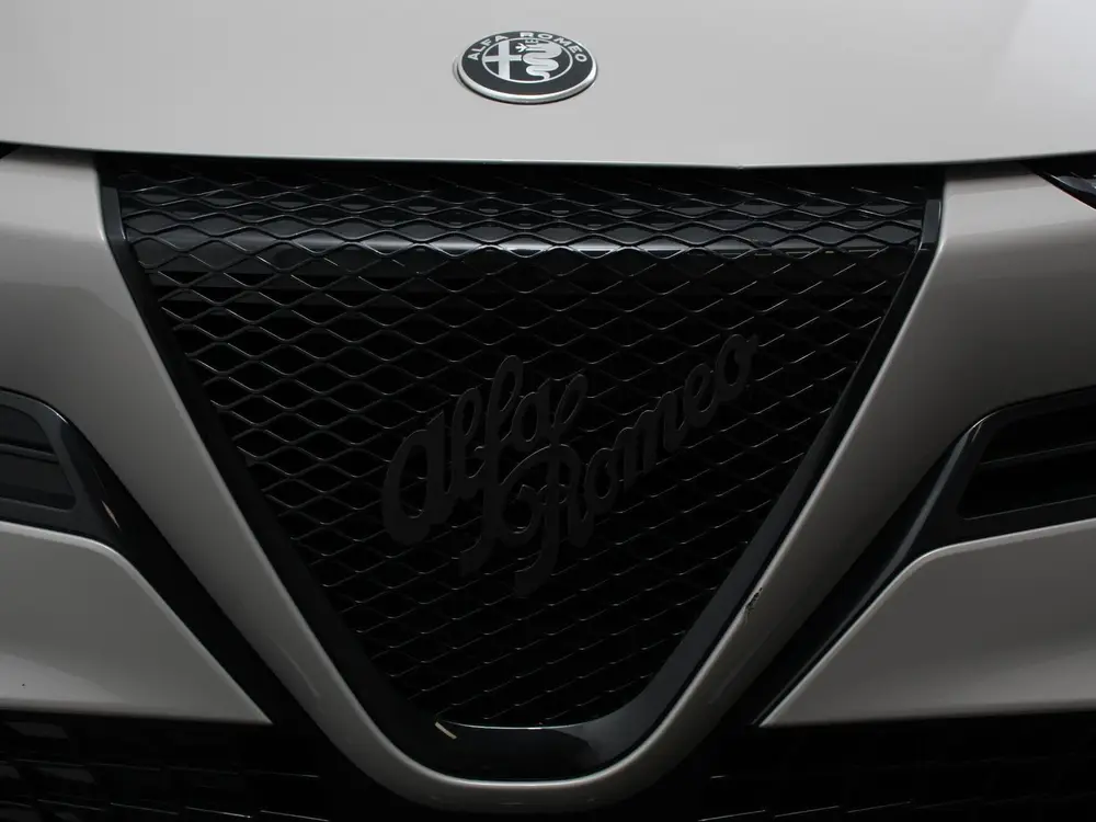 Alfa Romeo Junior Elettrica Automaat 156PK Adaptieve Cruise uit 2025, foto 12