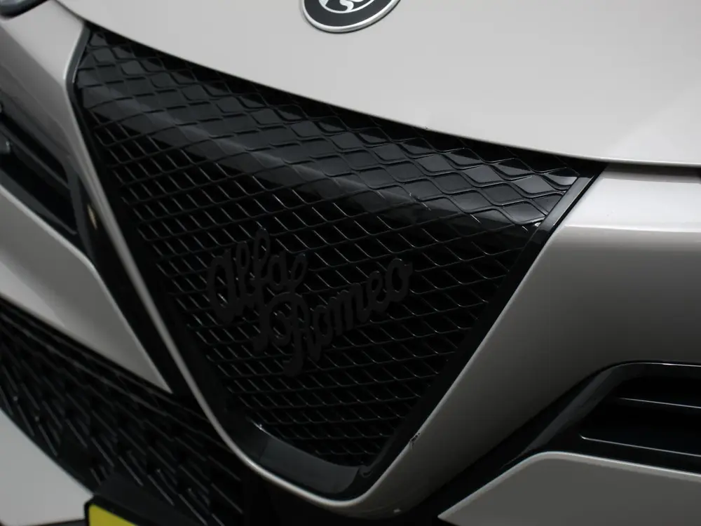 Alfa Romeo Junior Elettrica Automaat 156PK Adaptieve Cruise uit 2025, foto 13