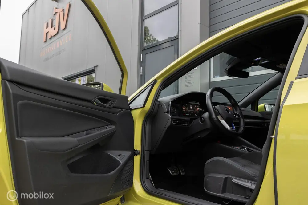 Volkswagen Golf 1.4 eHybrid GTE IQ LICHT VIRTUAL COCKPIT uit 2021, foto 2