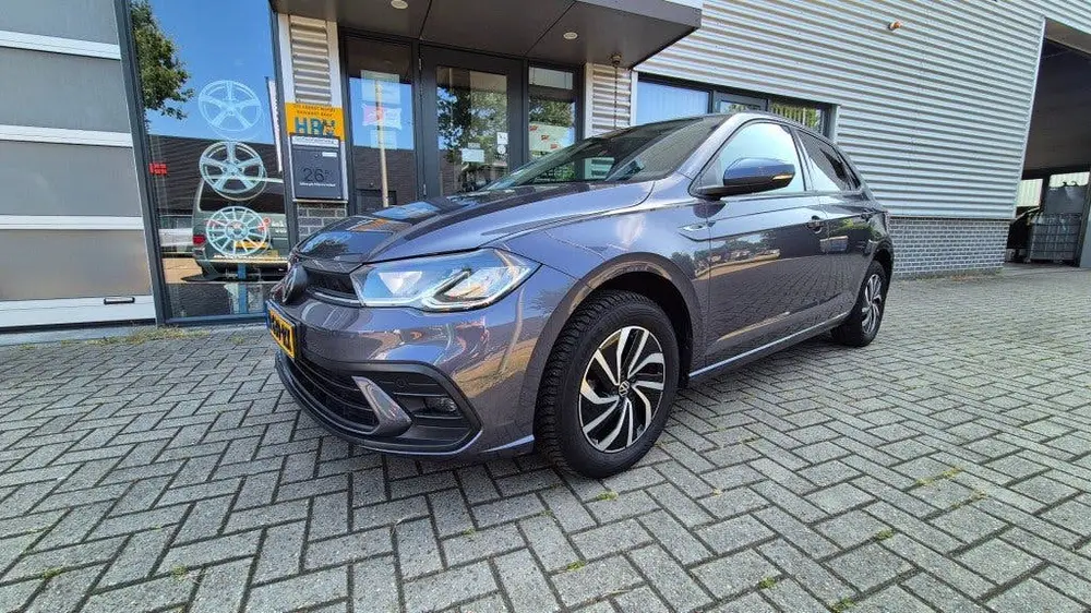 Volkswagen POLO 1.0i TSI R line DSG  95PK AIRCO NAVI PDC VIR uit 2022, foto 3