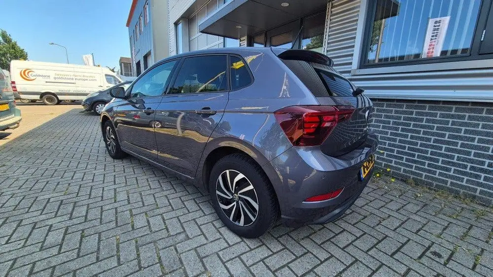 Volkswagen POLO 1.0i TSI R line DSG  95PK AIRCO NAVI PDC VIR uit 2022, foto 5