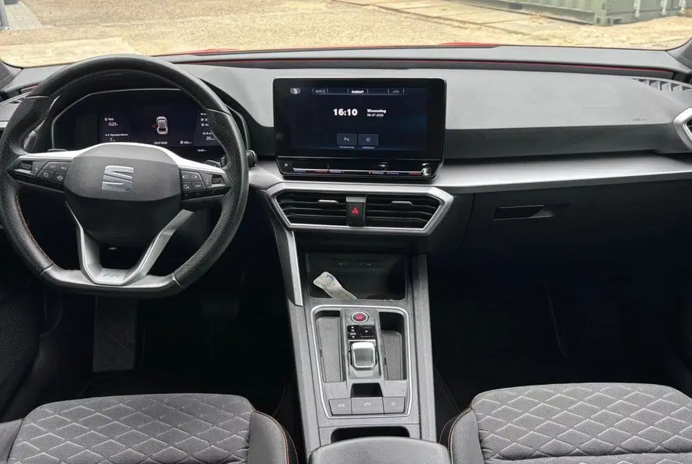 SEAT Leon FR 1.4 TSI eHybrid PHEV Plug-in Hybrid uit 2021, foto 10