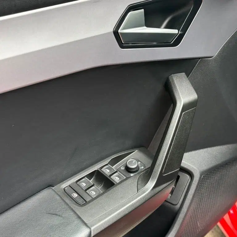 SEAT Leon FR 1.4 TSI eHybrid PHEV Plug-in Hybrid uit 2021, foto 15