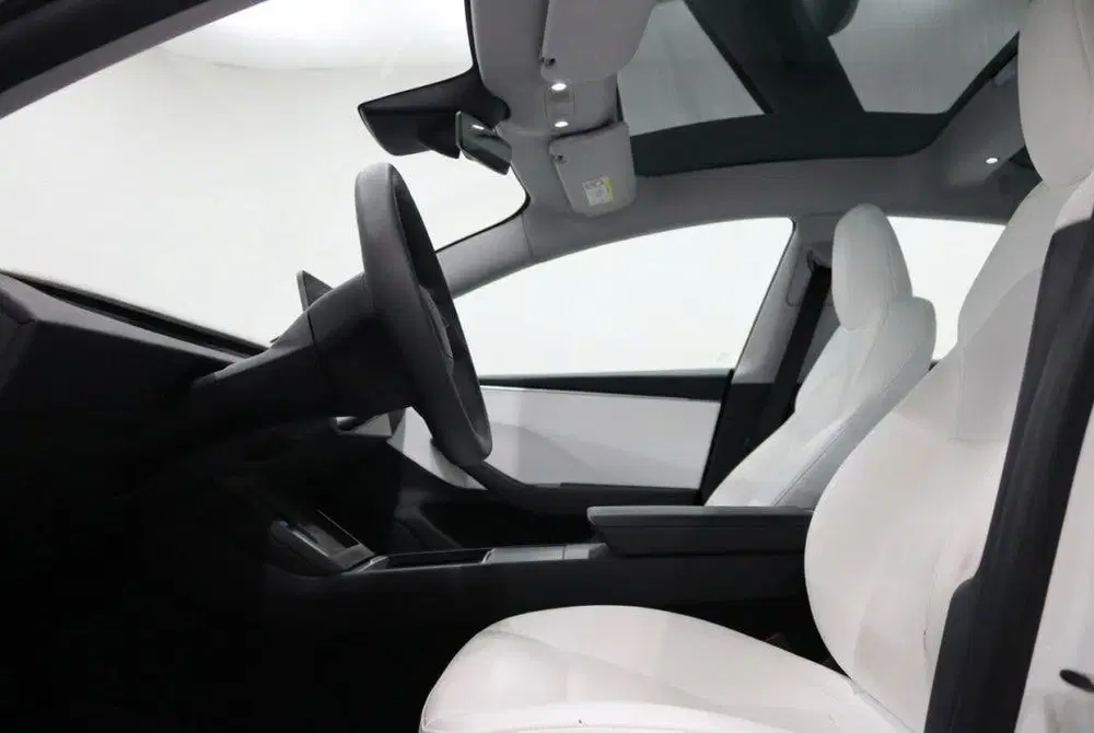 Tesla Model 3 Premium Long Range AWD 78kWh l FSD4 (HW4) uit 2024, foto 9