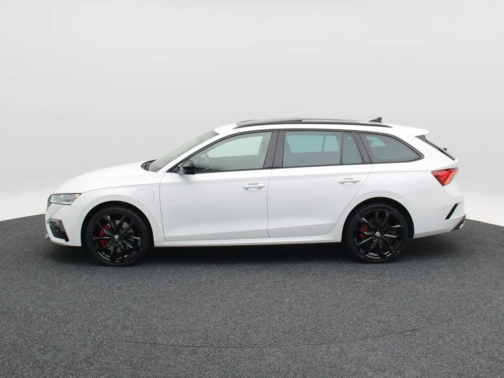 Skoda Octavia 1.4 TSi 245 Pk RS iV PHEV Business uit 2023, foto 10
