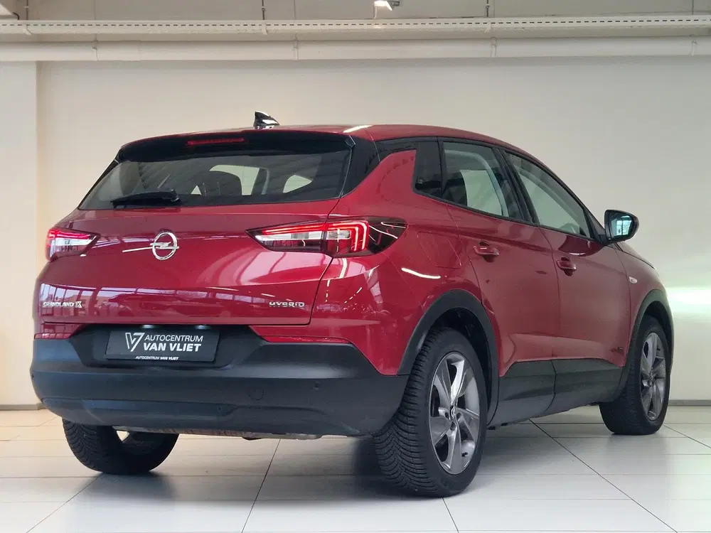 Opel Grandland 1.6 Turbo Plug-In Hybrid Business Elegance uit 2021, foto 3