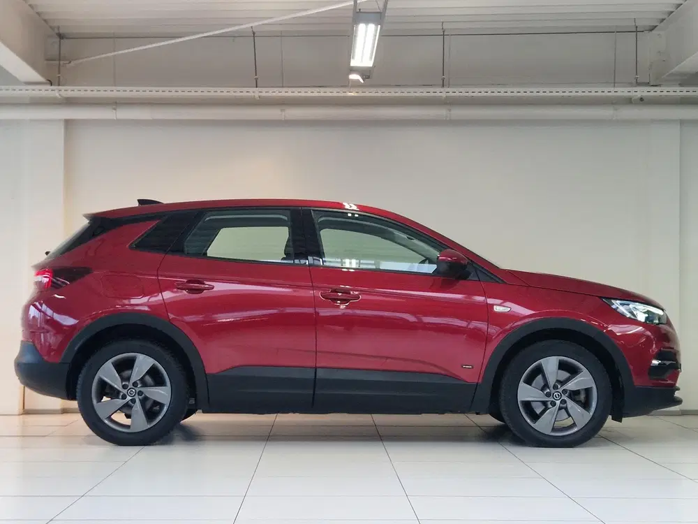 Opel Grandland 1.6 Turbo Plug-In Hybrid Business Elegance uit 2021, foto 4