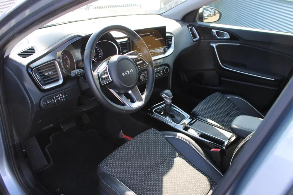 Kia XCeed 1.5 T-GDi DynamicLine Automaat uit 2022, foto 15