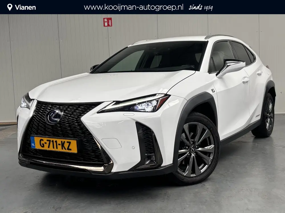 Lexus UX 250h F Sport Line uit 2019