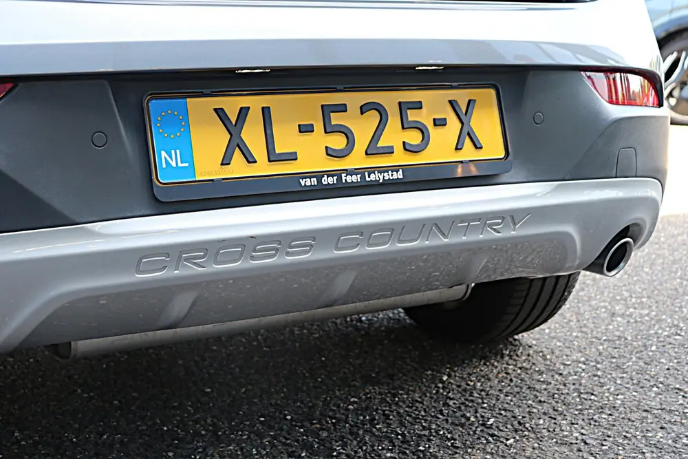 Volvo V40 Cross Country 1.5 T3 Polar+ Luxury (bj 2019) uit 2019, foto 14