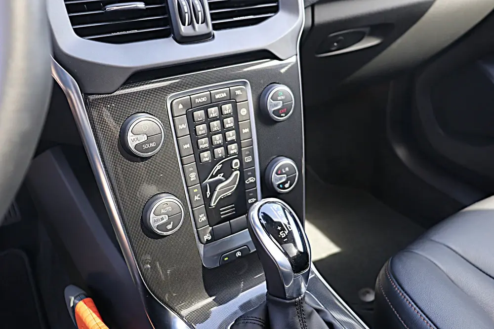 Volvo V40 Cross Country 1.5 T3 Polar+ Luxury (bj 2019) uit 2019, foto 8