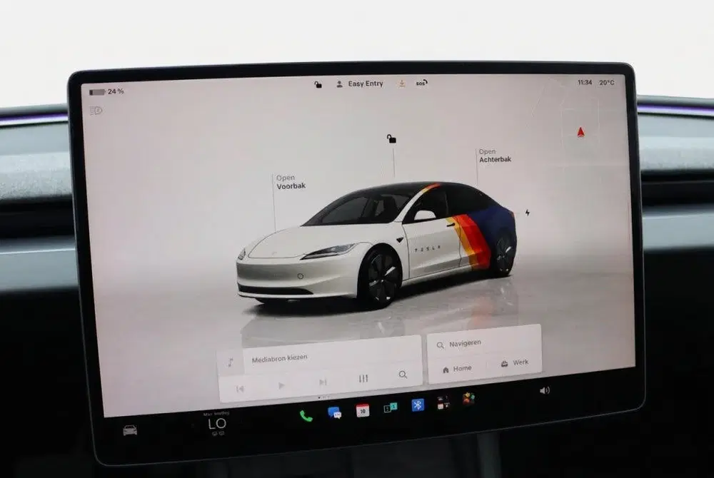 Tesla Model 3 Long Range Premium Highland AWD 78kWh SOH uit 2023, foto 14