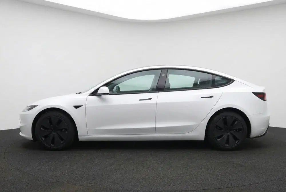 Tesla Model 3 Long Range Premium Highland AWD 78kWh SOH uit 2023, foto 3