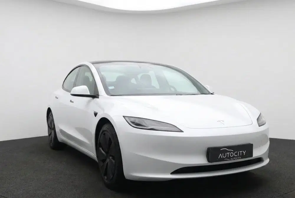 Tesla Model 3 Long Range Premium Highland AWD 78kWh SOH uit 2023, foto 7