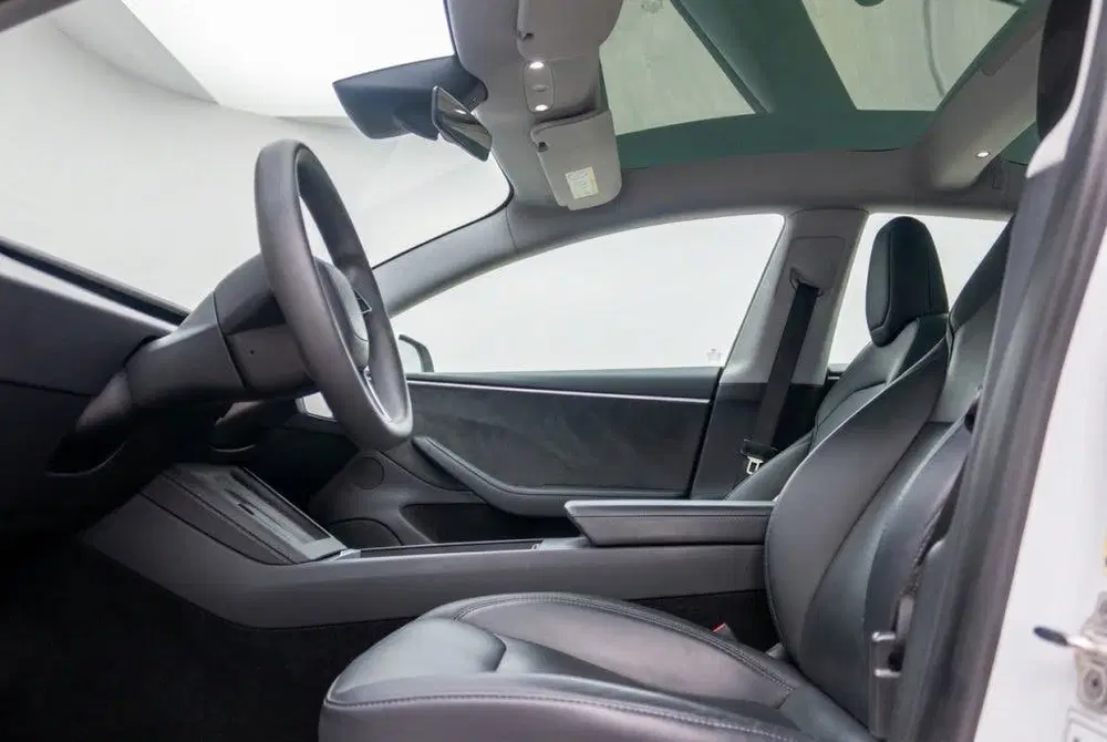 Tesla Model 3 Long Range Premium Highland AWD 78kWh SOH uit 2023, foto 9
