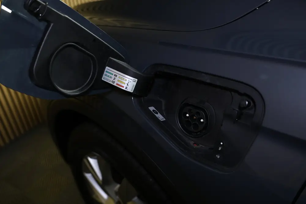 Volkswagen Tiguan 1.4 TSI eHybrid HIGHLINE DSG CARPLAY NAVI uit 2021, foto 11