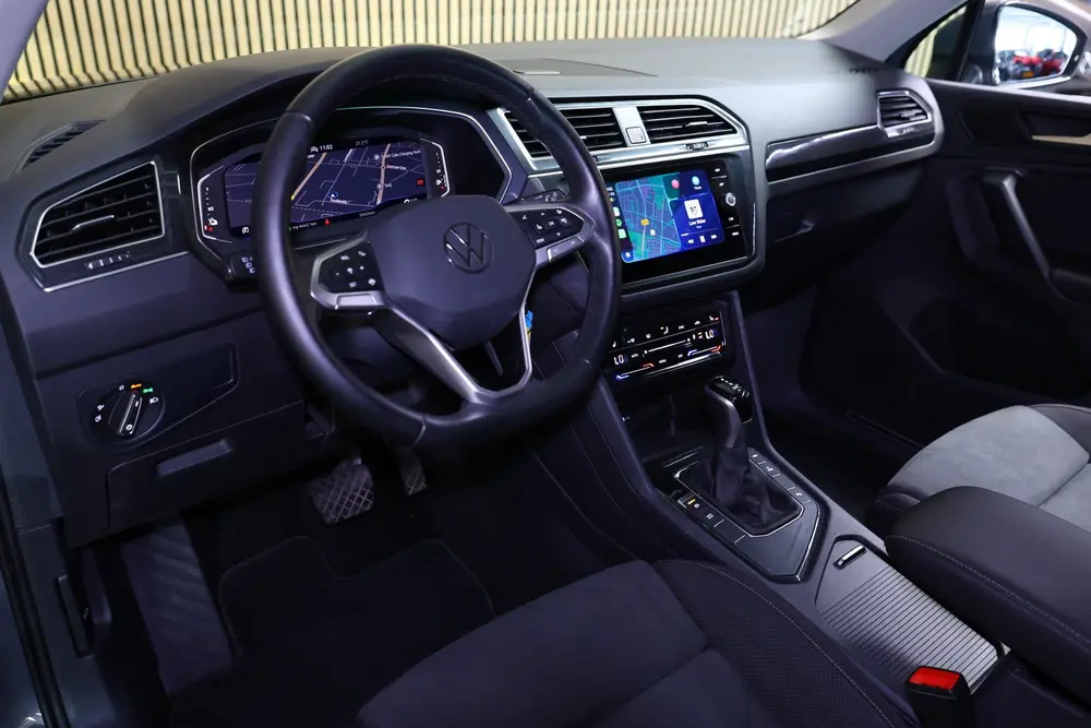 Volkswagen Tiguan 1.4 TSI eHybrid HIGHLINE DSG CARPLAY NAVI uit 2021, foto 18
