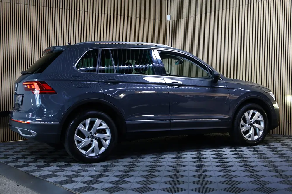 Volkswagen Tiguan 1.4 TSI eHybrid HIGHLINE DSG CARPLAY NAVI uit 2021, foto 5