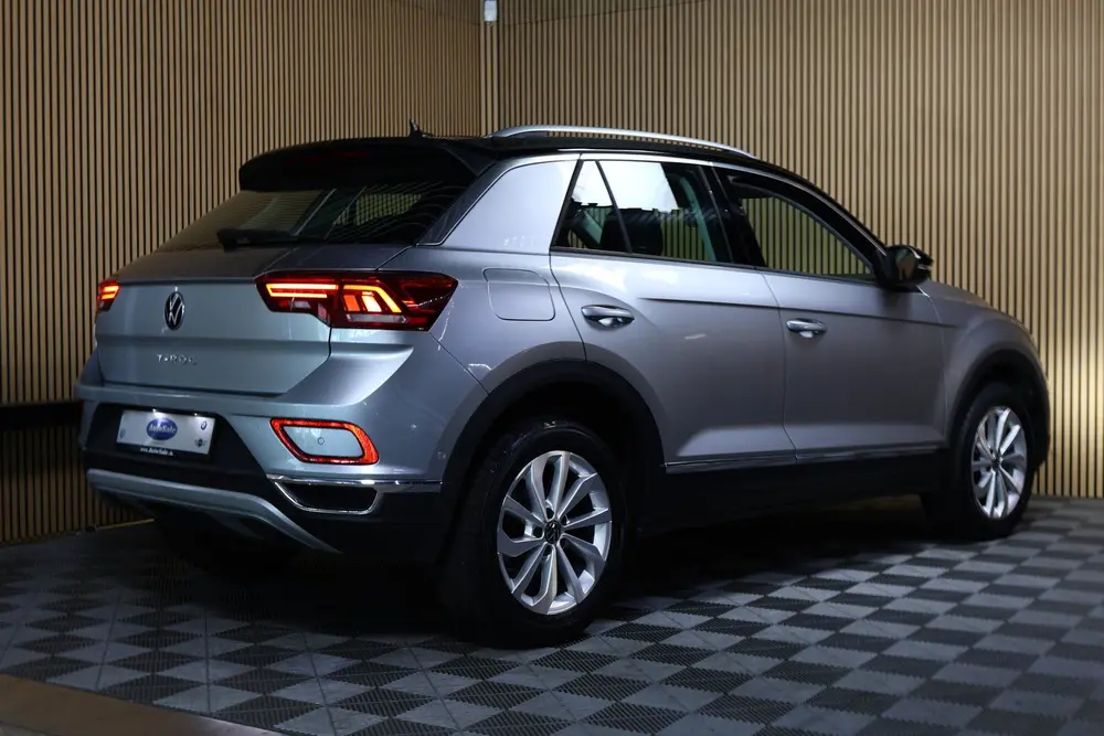 Volkswagen T-Roc 1.5 TSI Style DSG AVM VIRTUAL CARPLAY CLIMA uit 2023, foto 5