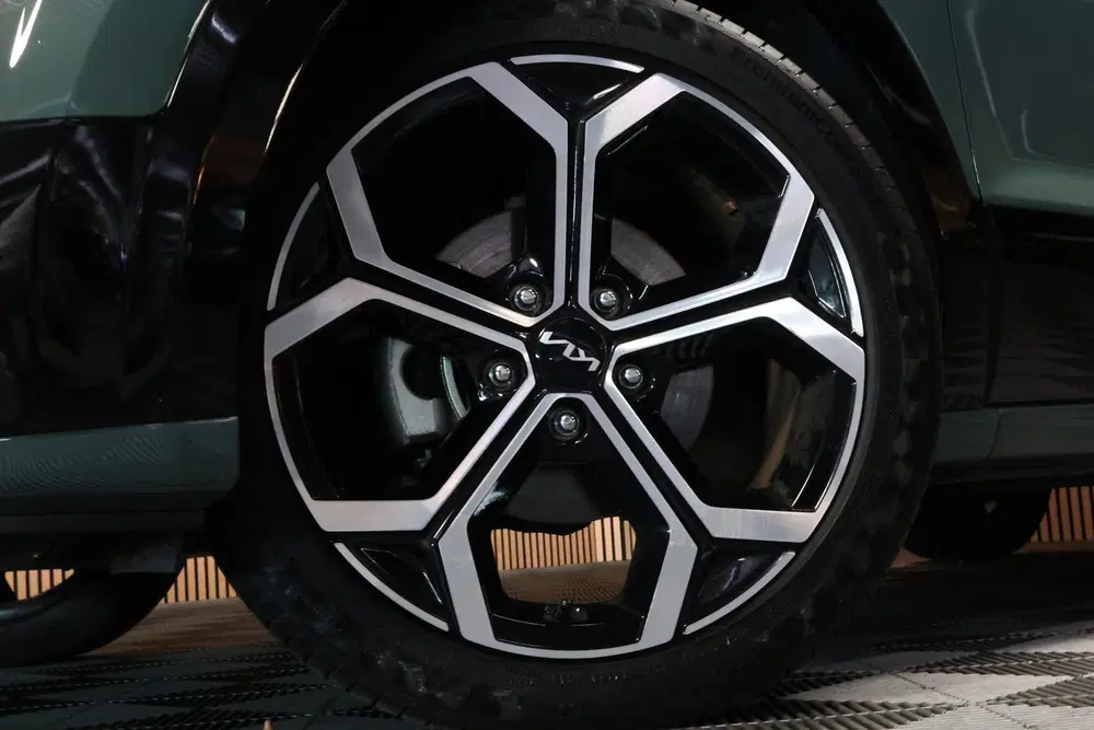 Kia Niro 1.6 GDi Hybrid DynamicLine AVM NAVI LANE C uit 2023, foto 4