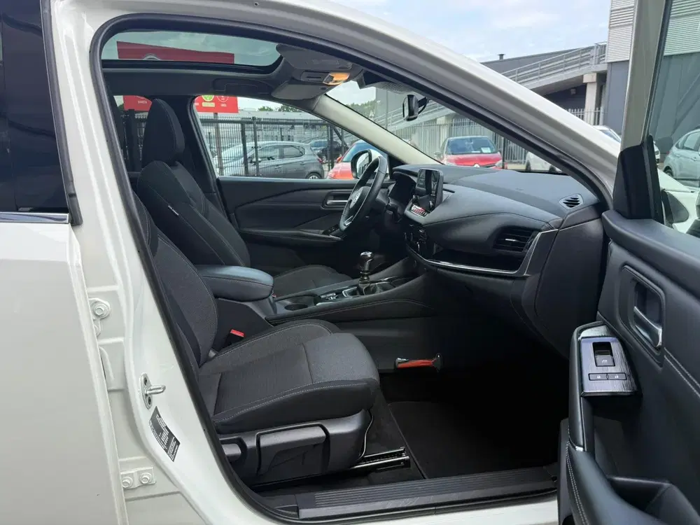 Nissan Qashqai 1.3 MHEV Premiere Edition *Trekhaak & ACC* uit 2021, foto 12
