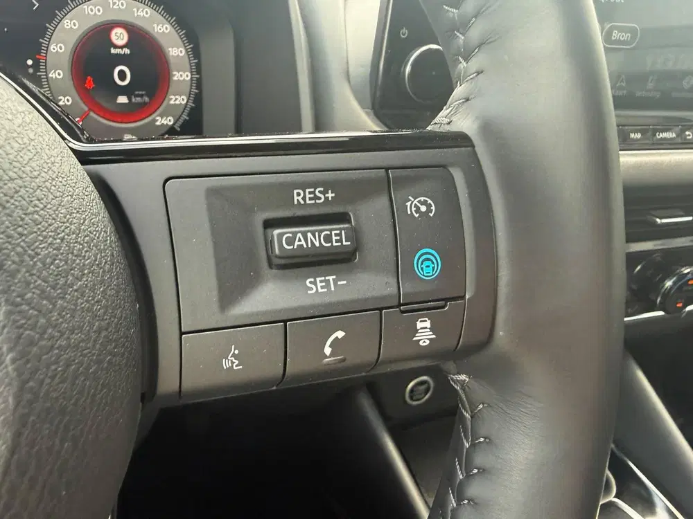 Nissan Qashqai 1.3 MHEV Premiere Edition *Trekhaak & ACC* uit 2021, foto 20