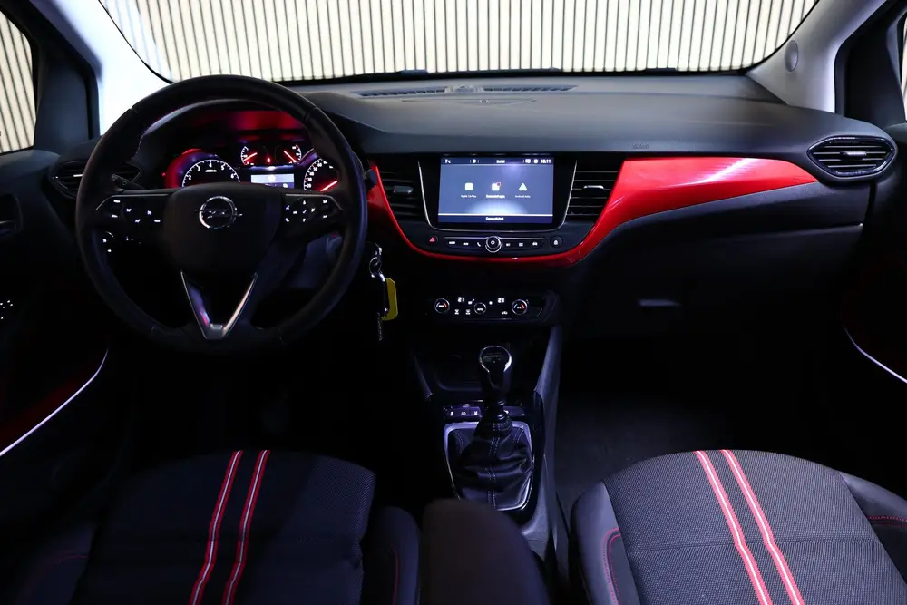 Opel Crossland 1.2 Turbo GS Line LED CLIMA CARPLAY NAVI C uit 2021, foto 2