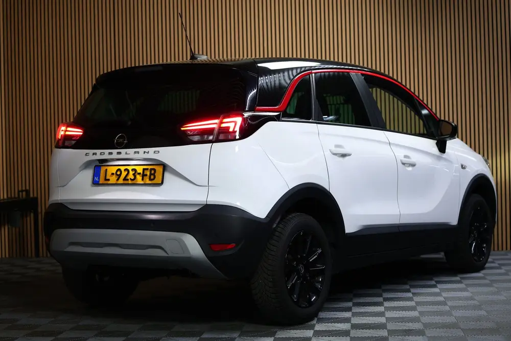 Opel Crossland 1.2 Turbo GS Line LED CLIMA CARPLAY NAVI C uit 2021, foto 3