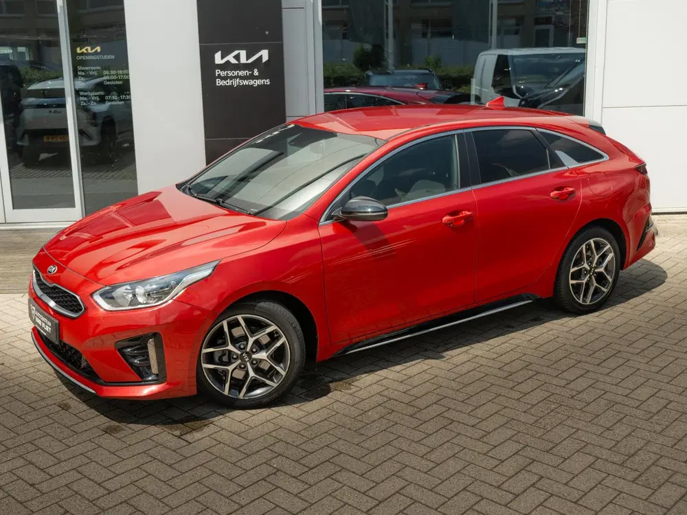 Kia ProCeed 1.0 T-GDI GT-Line Sportstoelen uit 2021, foto 2
