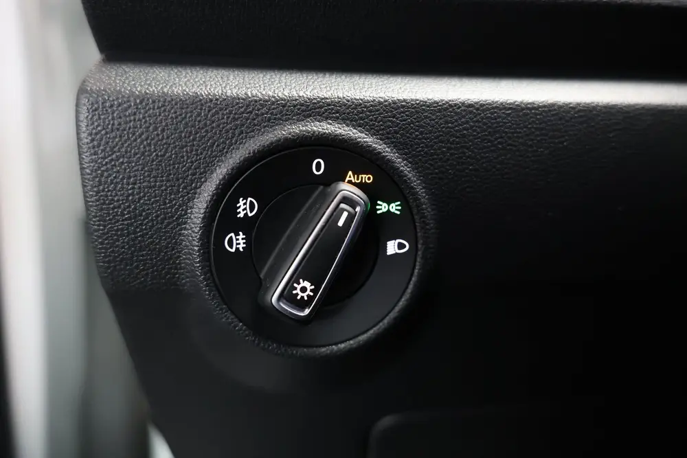 Volkswagen T-Roc 1.0 TSI R-Line CLIMA VIRTUAL PDC CARPLAY CA uit 2019, foto 11