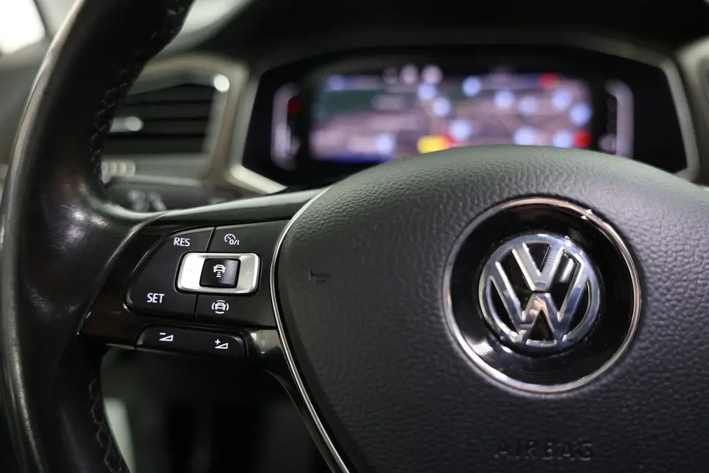Volkswagen T-Roc 1.0 TSI R-Line CLIMA VIRTUAL PDC CARPLAY CA uit 2019, foto 12
