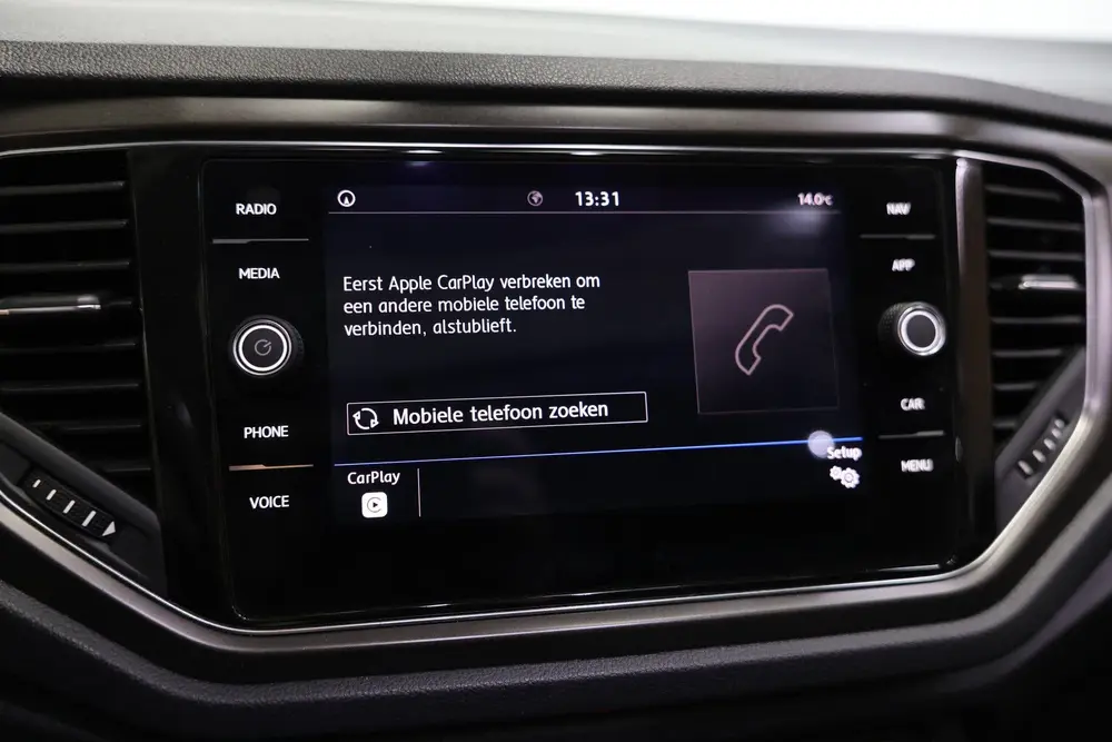 Volkswagen T-Roc 1.0 TSI R-Line CLIMA VIRTUAL PDC CARPLAY CA uit 2019, foto 19