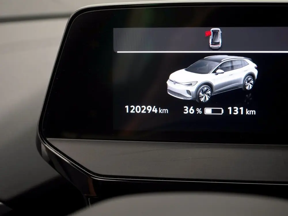 Volkswagen ID.4 Life 77 kWh | 20" | Trekhaak | Warmtepomp uit 2021, foto 4