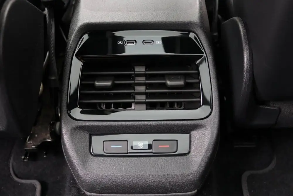 Volkswagen ID.4 Pro Performance 77kWh 204PK l 90.19% SOH l P uit 2021, foto 15