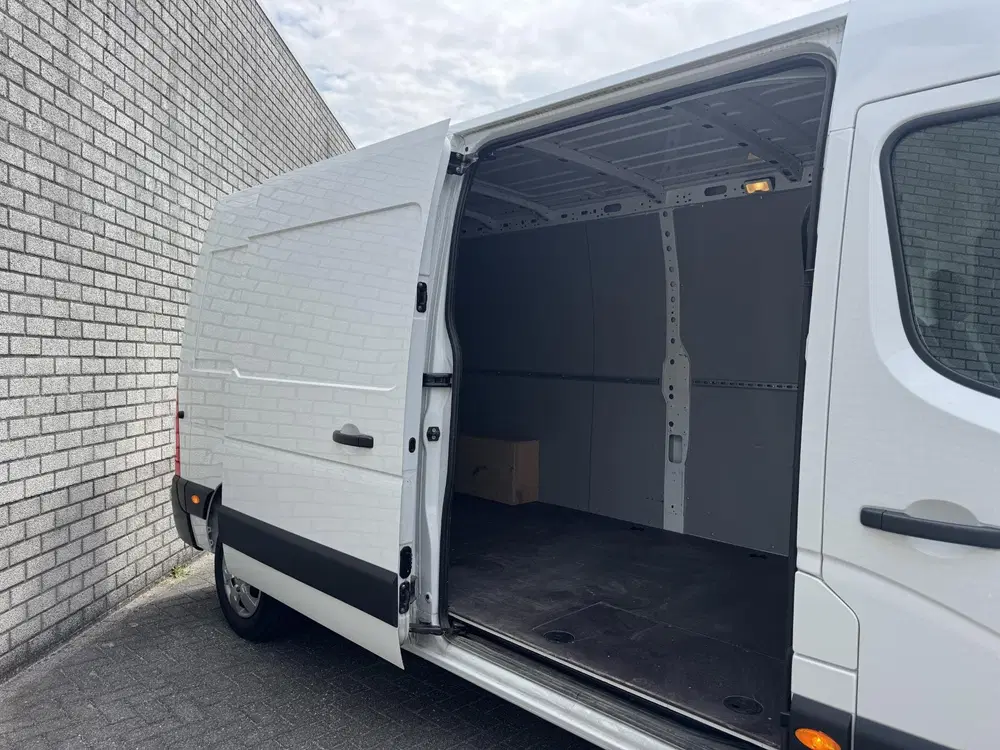 Nissan Interstar 2.3 dCi L3H2 N-Connecta uit 2024, foto 9