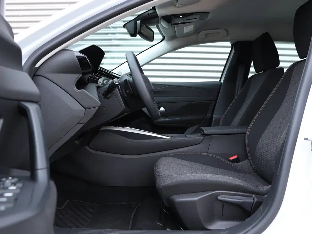 Peugeot 308 1.2 Hybrid 145 e-DCS6 Style Automaat *Adap uit 2025, foto 5