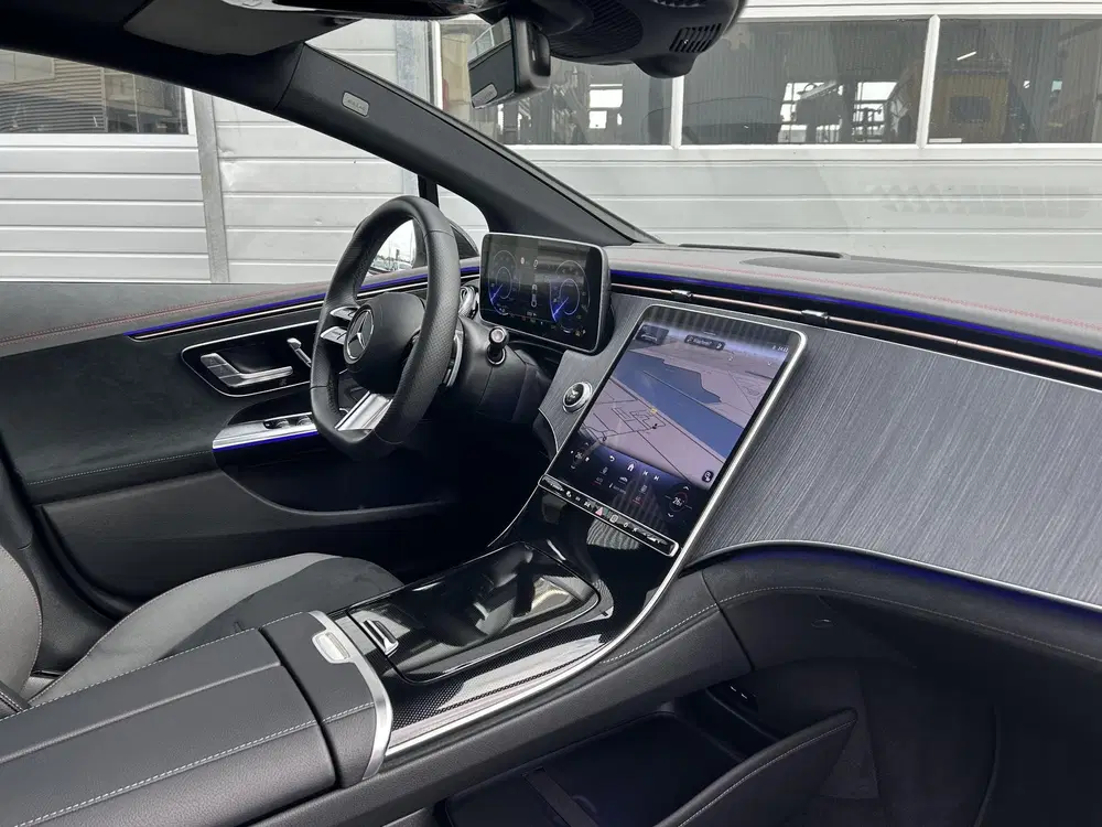 Mercedes-Benz EQE 300 AMG Line 89 kWh uit 2024, foto 10