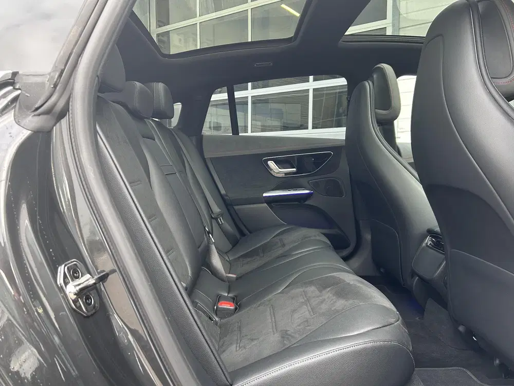 Mercedes-Benz EQE 300 AMG Line 89 kWh uit 2024, foto 12