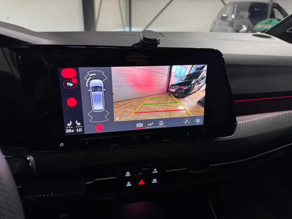 Volkswagen Golf Variant 2.0 4Motion R-LINE PANO KEYLESS' uit 2023, foto 7