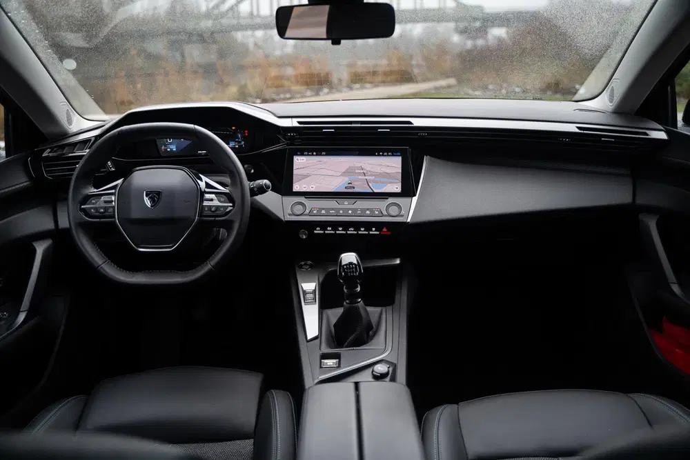 Peugeot 308 1.2 PureTech Active Pack Business Navi Cli uit 2022, foto 19