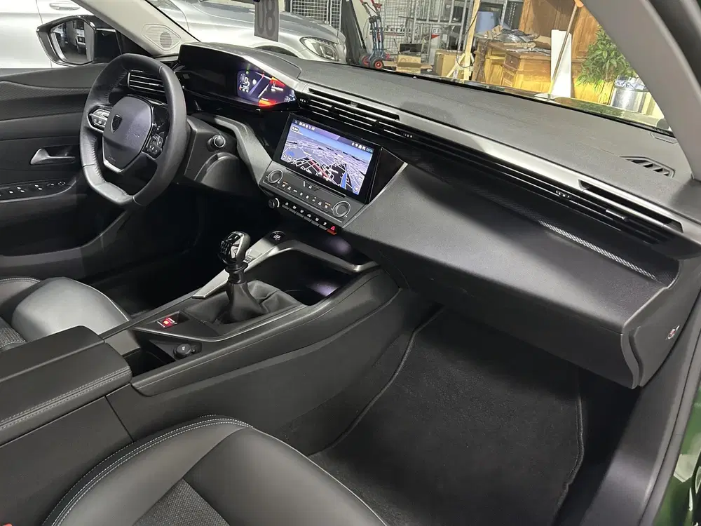 Peugeot 308 1.2 PureTech Active Pack Business Navi Cli uit 2022, foto 20