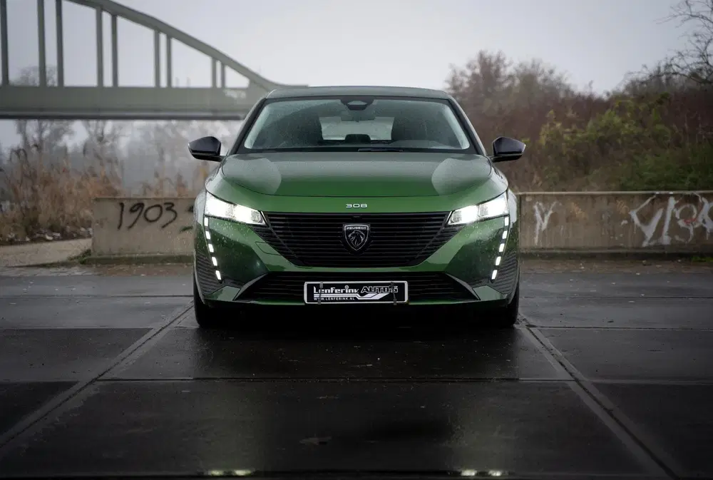 Peugeot 308 1.2 PureTech Active Pack Business Navi Cli uit 2022, foto 6