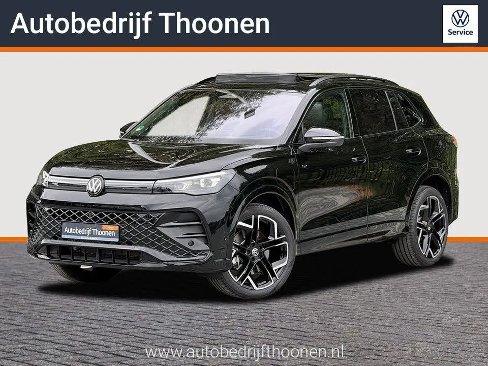 Volkswagen Tiguan 1.5 eHybrid R-Line | Leer | H&K | Trekhaak uit 2025