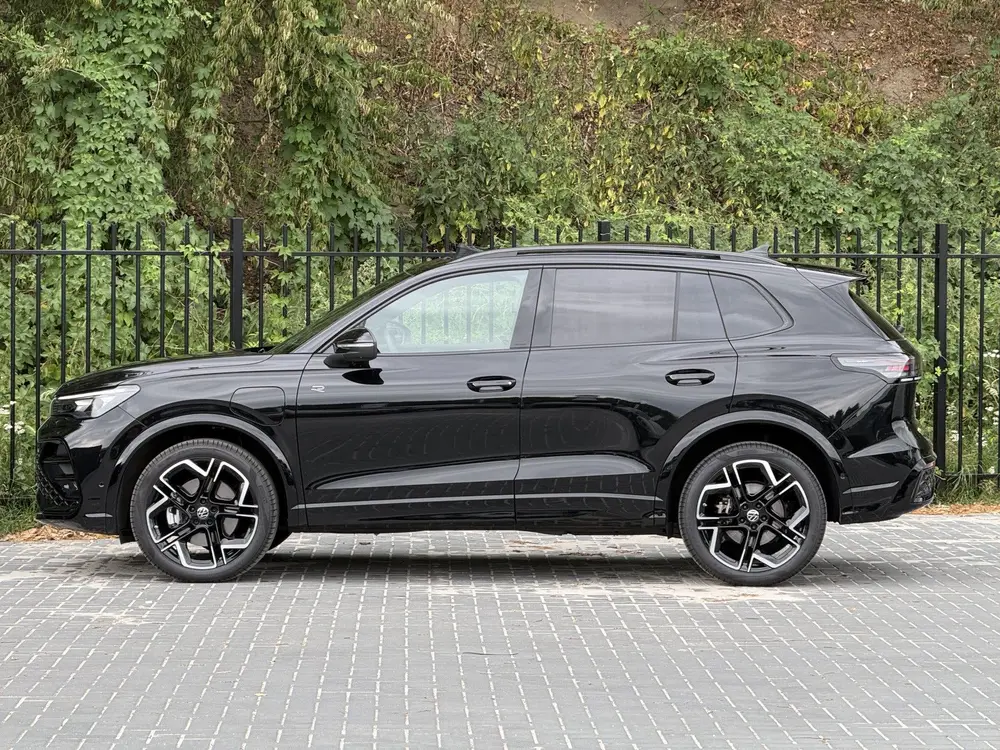 Volkswagen Tiguan 1.5 eHybrid R-Line | Leer | H&K | Trekhaak uit 2025, foto 8