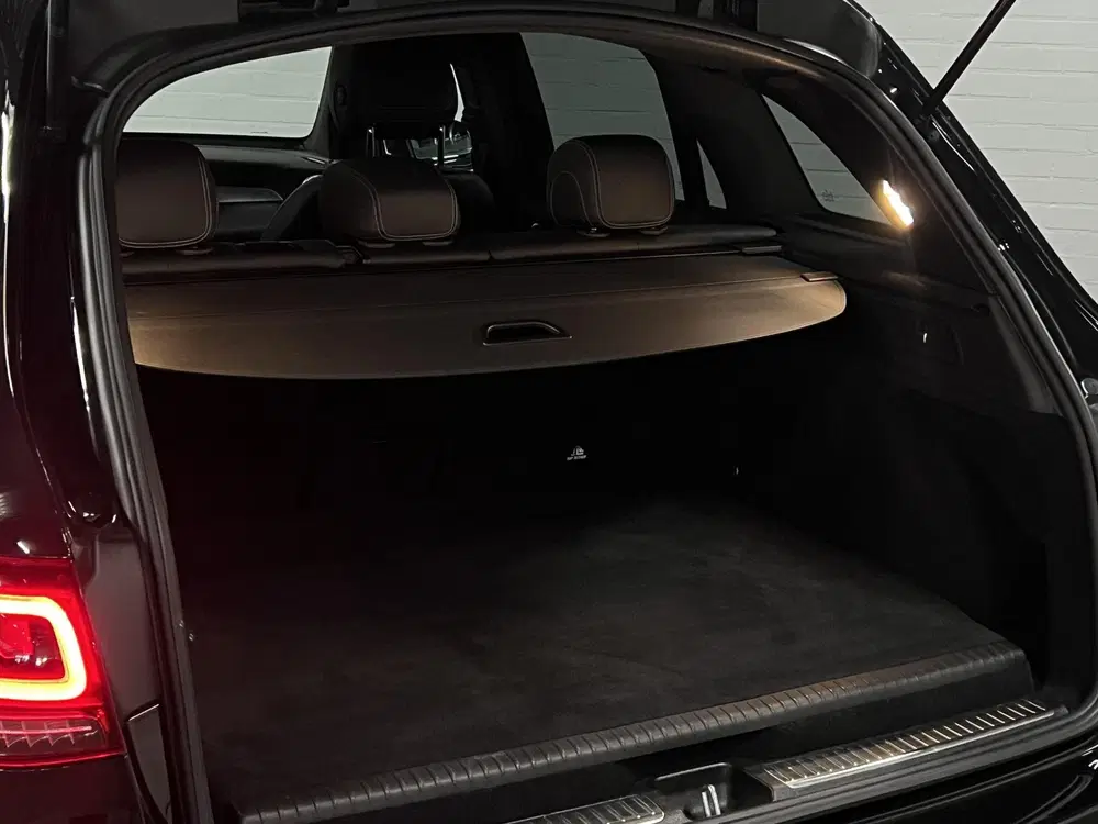 Mercedes-Benz GLC 300e 4MATIC AMG-line Distronic uit 2021, foto 12