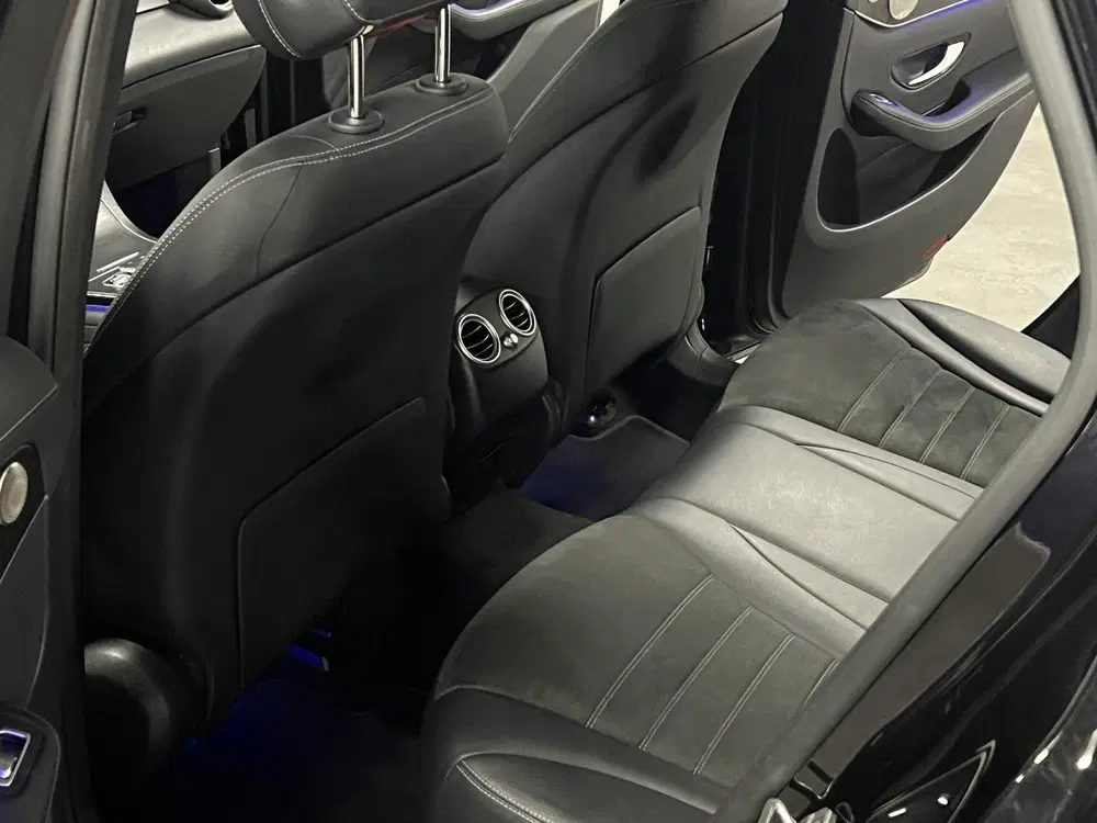 Mercedes-Benz GLC 300e 4MATIC AMG-line Distronic uit 2021, foto 16