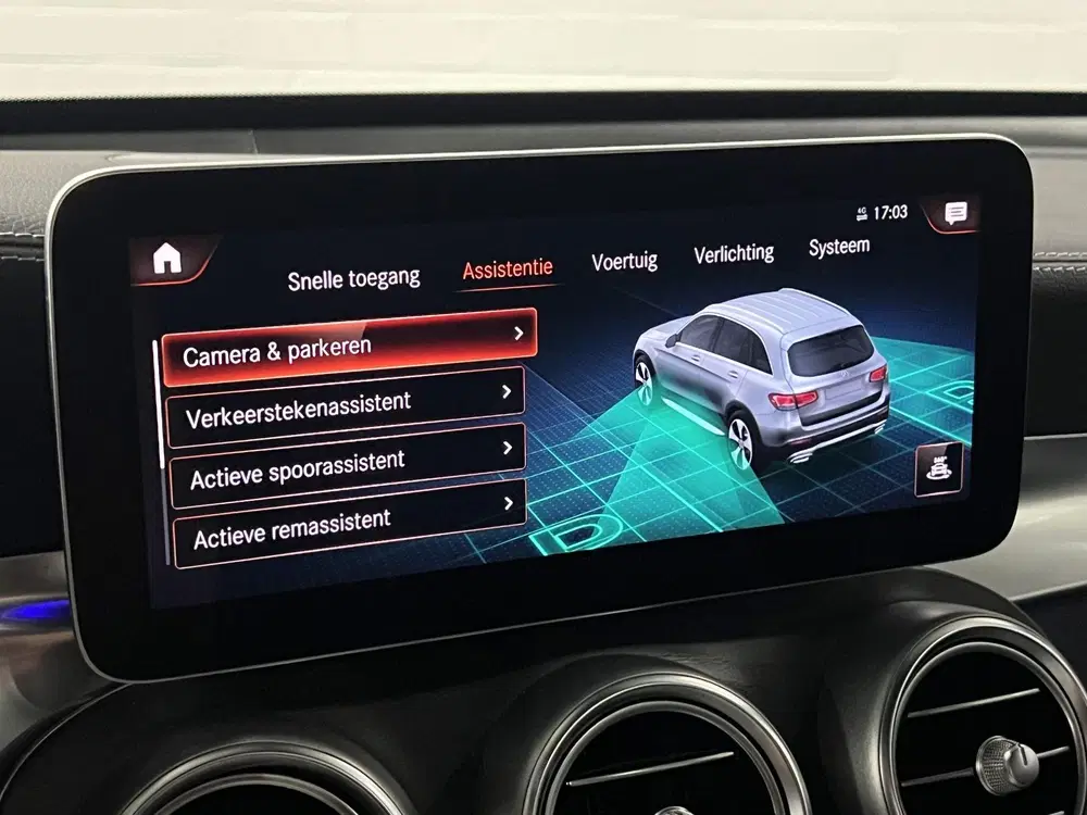 Mercedes-Benz GLC 300e 4MATIC AMG-line Distronic uit 2021, foto 19