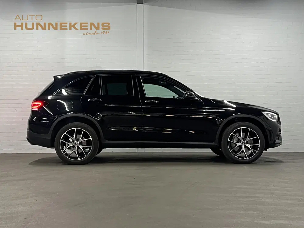 Mercedes-Benz GLC 300e 4MATIC AMG-line Distronic uit 2021, foto 9