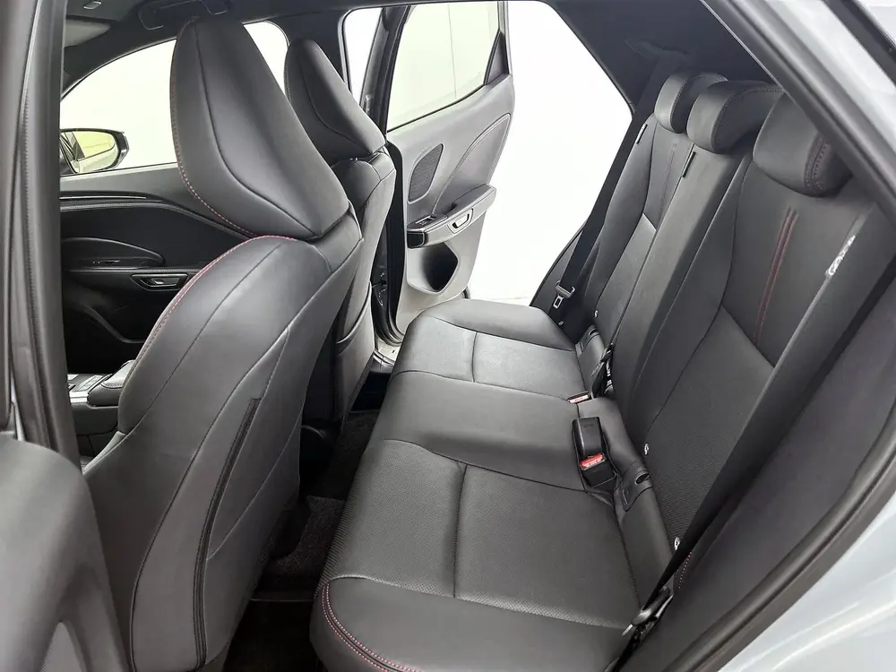 Lexus LBX Elegant 2WD uit 2024, foto 17