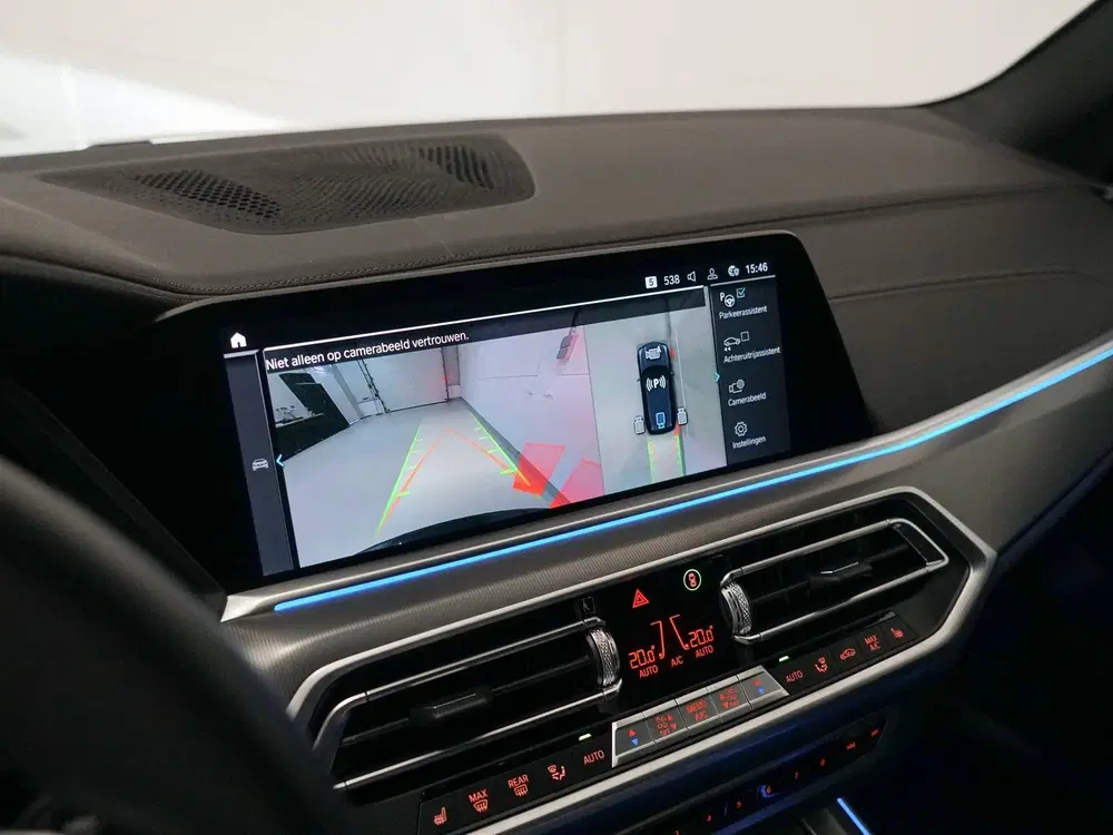 BMW X5 xDrive45e M-Sport uit 2023, foto 17